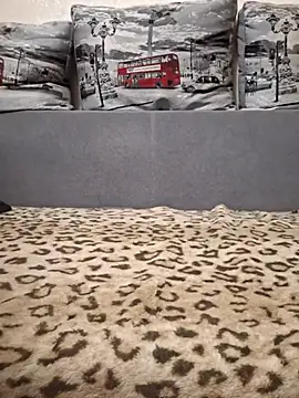 Snapshot of my_Kazka chatting on December 3, 5:44 pm my Kazka online show from December 3, 5:44 pm