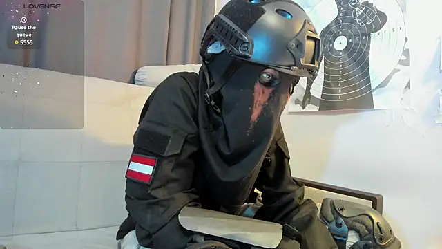 Snapshot of cos_operator chatting on March 12, 3:40 pm cos operator online show from March 12, 3:40 pm