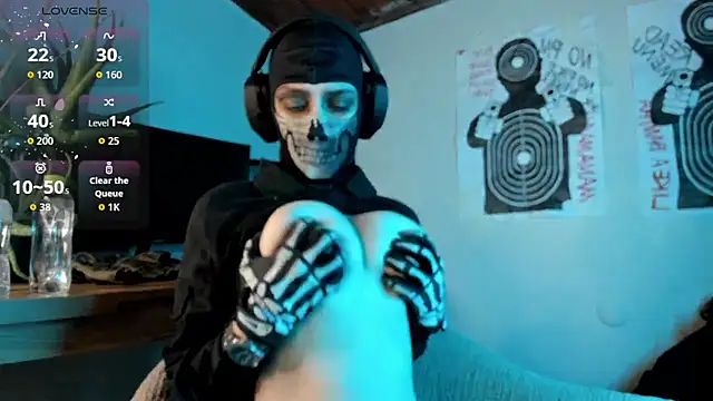 Snapshot of cos_operator chatting on September 20, 7:26 pm cos operator online show from September 20, 7:26 pm