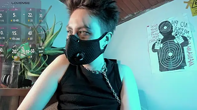 Snapshot of cos_operator chatting on September 29, 6:57 pm cos operator online show from September 29, 6:57 pm