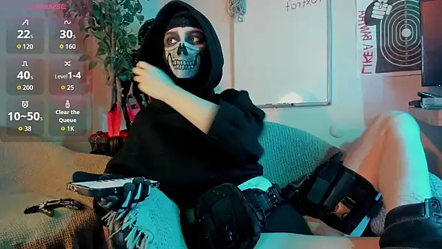 Snapshot of cos_operator chatting on October 23, 5:12 pm cos operator online show from October 23, 5:12 pm