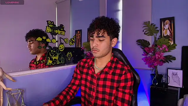 LucasCarterr  online show from October 6, 8:17 pm