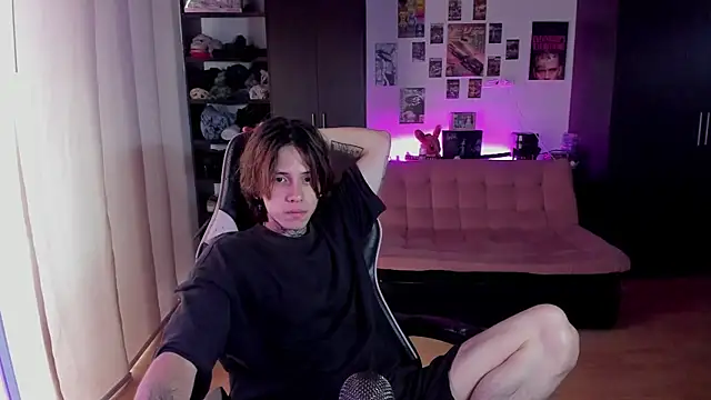 xIce Boy online show from May 9, 10:37 pm