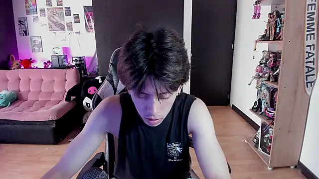 xIce Boy online show from June 3, 1:25 pm