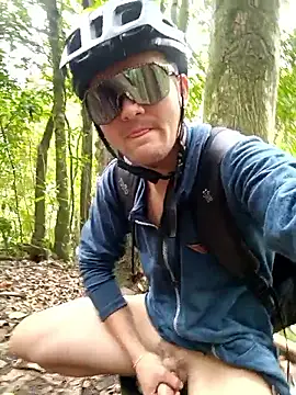 Snapshot of JuanMaty chatting on November 24, 5:01 pm JuanMaty online show from November 24, 5:01 pm