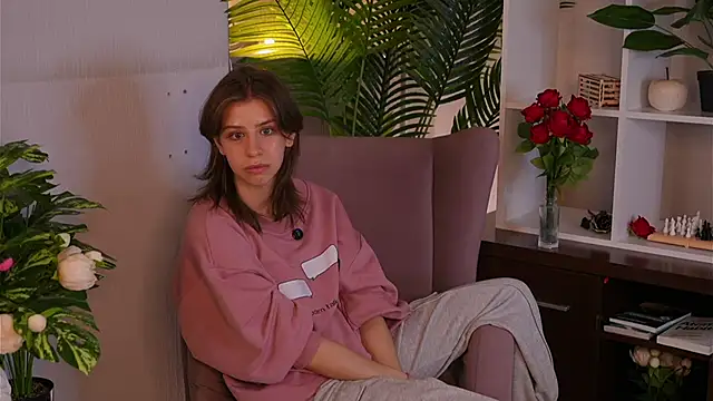 NormaCusson online show from March 14, 5:35 pm