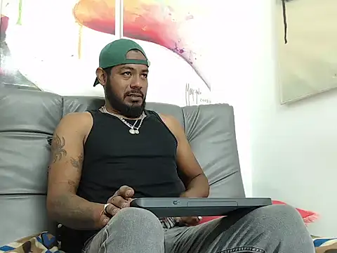 BladeFoxxx1 online show from September 29, 12:43 pm