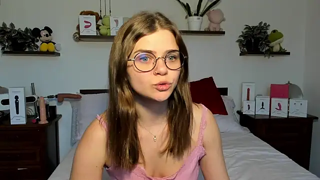 Snapshot of HaleyReedme chatting on February 26, 7:40 am HaleyReedme online show from February 26, 7:40 am