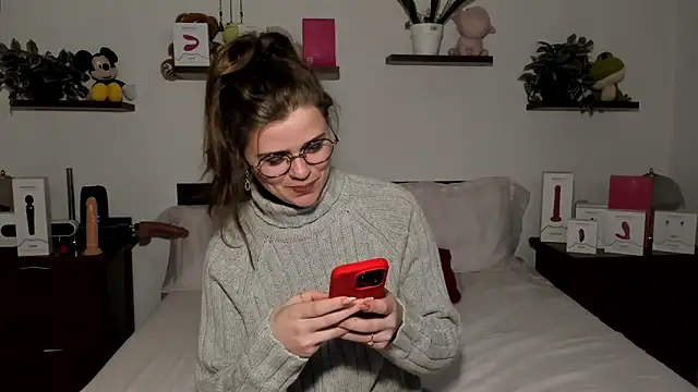 Snapshot of HaleyReedme chatting on February 26, 7:46 pm HaleyReedme online show from February 26, 7:46 pm