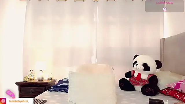 taniababy online show from April 7, 1:00 pm