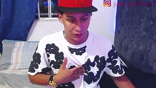 Stone grey1  online show from February 2, 5:50 am