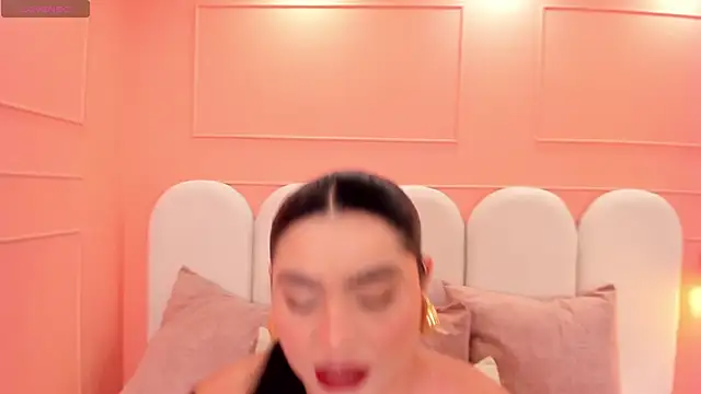 Snapshot of eva_sainnt chatting on November 11, 2:55 am eva sainnt online show from November 11, 2:55 am