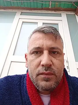 yourflowerpink online show from April 21, 10:54 am