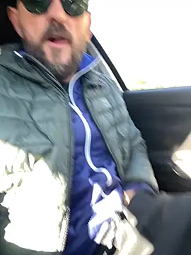 Snapshot of Rimmingtop chatting on October 28, 9:24 am Rimmingtop online show from October 28, 9:24 am