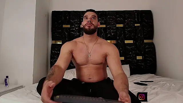 Snapshot of chris_blake__ chatting on September 23, 7:06 pm chris blake online show from September 23, 7:06 pm