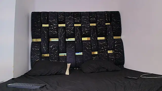 Snapshot of chris_blake__ chatting on November 23, 6:08 pm chris blake online show from November 23, 6:08 pm