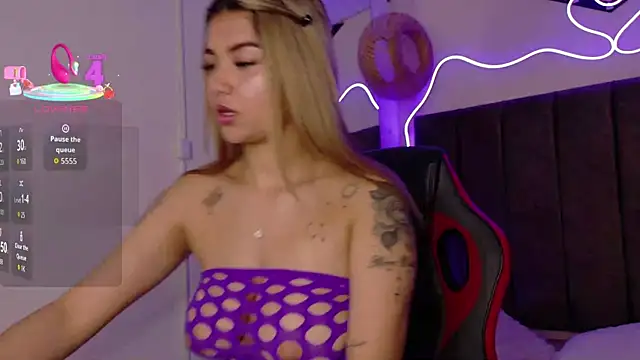 natasha  black online show from September 29, 7:40 pm