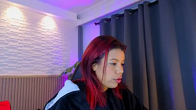 TiffanyWalk online show from September 15, 10:48 am