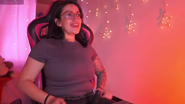 Madison Mayer online show from February 25, 12:59 pm