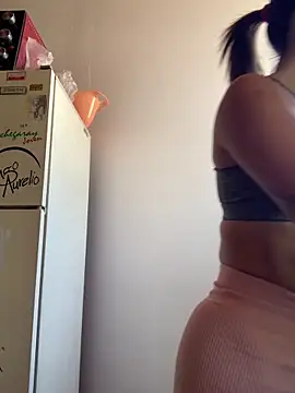 Snapshot of luci_brecman chatting on March 19, 4:24 pm luci brecman online show from March 19, 4:24 pm