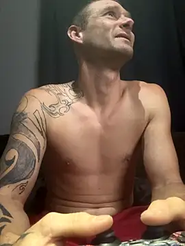 Snapshot of Stillhard8925 chatting on October 13, 7:41 am Stillhard8925 online show from October 13, 7:41 am