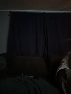 Snapshot of Stillhard8925 chatting on October 18, 12:06 pm Stillhard8925 online show from October 18, 12:06 pm