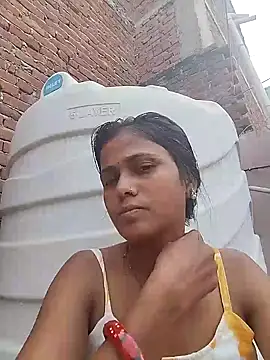 Snapshot of Ayeshaji chatting on September 16, 7:09 am Ayeshaji online show from September 16, 7:09 am