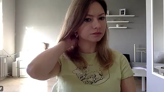 Snapshot of MillieShow chatting on September 23, 7:00 am MillieShow online show from September 23, 7:00 am