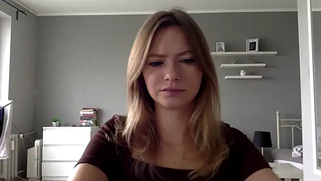 Snapshot of MillieShow chatting on October 1, 7:25 am MillieShow online show from October 1, 7:25 am