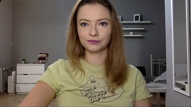 Snapshot of MillieShow chatting on October 8, 8:39 pm MillieShow online show from October 8, 8:39 pm