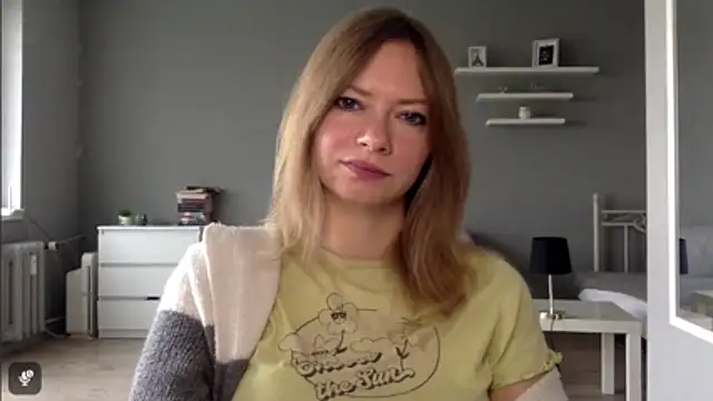 Snapshot of MillieShow chatting on October 28, 8:40 am MillieShow online show from October 28, 8:40 am