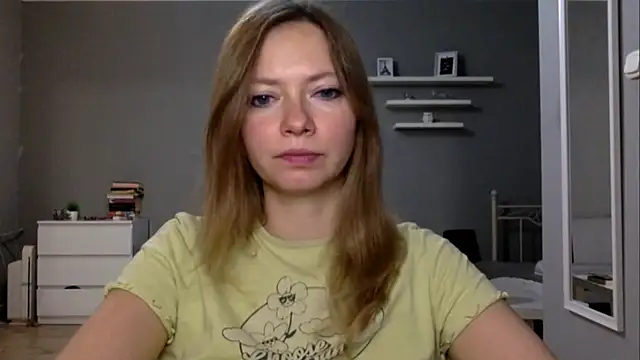 Snapshot of MillieShow chatting on November 22, 3:33 pm MillieShow online show from November 22, 3:33 pm