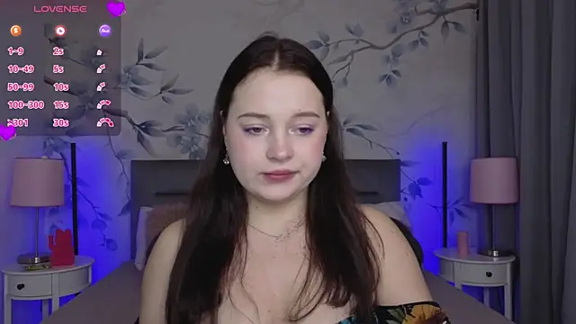 Snapshot of Cute_kitty- chatting on October 5, 9:24 pm Cute kitty- online show from October 5, 9:24 pm
