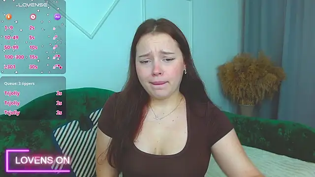 Cute kitty- online show from November 8, 8:36 am