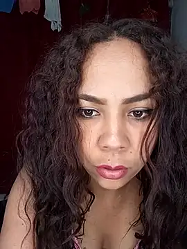 Snapshot of Zafiiiro_ chatting on March 15, 3:07 am Zafiiiro online show from March 15, 3:07 am