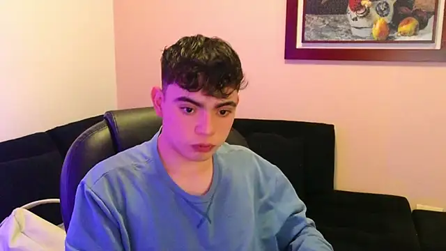 Snapshot of lukeboyce33 chatting on October 17, 11:51 pm lukeboyce33 online show from October 17, 11:51 pm