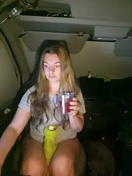 Snapshot of Amesthyst_destiny chatting on October 4, 11:58 pm Amesthyst destiny online show from October 4, 11:58 pm