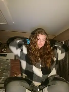 Snapshot of Amesthyst_destiny chatting on November 23, 1:38 am Amesthyst destiny online show from November 23, 1:38 am