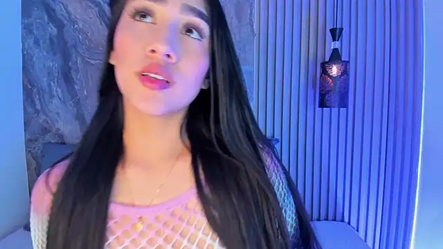 Snapshot of MiaScott5 chatting on September 12, 3:39 am MiaScott5 online show from September 12, 3:39 am