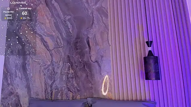 Snapshot of MiaScott5 chatting on September 20, 3:29 am MiaScott5 online show from September 20, 3:29 am