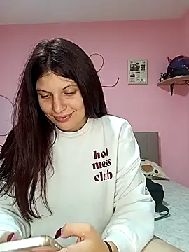 MeCherryy online show from September 27, 4:45 pm