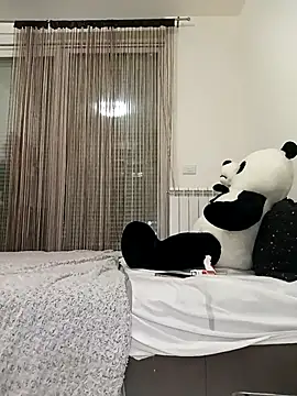 MeCherryy online show from April 14, 9:10 pm