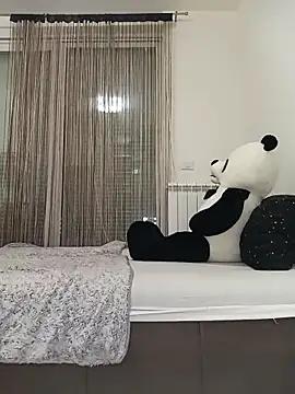 Snapshot of MeCherryy chatting on June 3, 9:53 pm MeCherryy online show from June 3, 9:53 pm