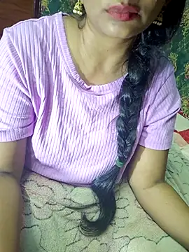 Snapshot of Shalini_telugu09 chatting on October 24, 6:48 pm Shalini telugu09 online show from October 24, 6:48 pm