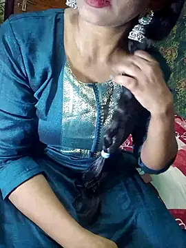 Snapshot of Shalini_telugu09 chatting on October 31, 2:29 pm Shalini telugu09 online show from October 31, 2:29 pm