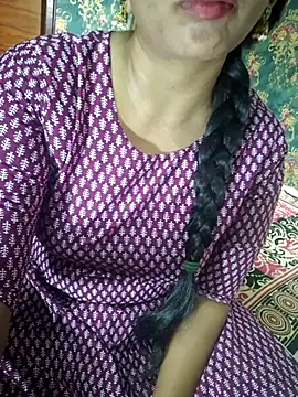 Snapshot of Shalini_telugu09 chatting on November 8, 6:02 am Shalini telugu09 online show from November 8, 6:02 am