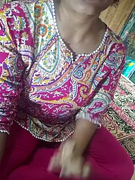 Snapshot of Shalini_telugu09 chatting on November 11, 6:46 am Shalini telugu09 online show from November 11, 6:46 am