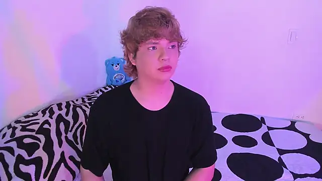 adam angelssss online show from February 8, 4:16 am