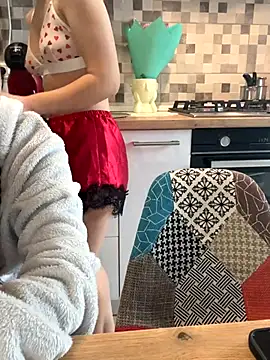 18teengirl3 online show from October 13, 8:36 am