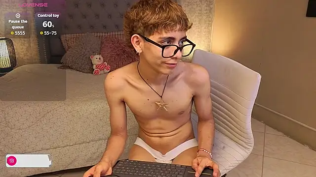 Snapshot of Matty_Sparkk chatting on October 8, 1:53 pm Matty Sparkk online show from October 8, 1:53 pm